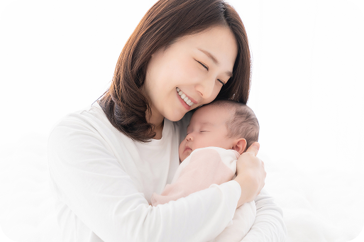 子供を抱く女性
